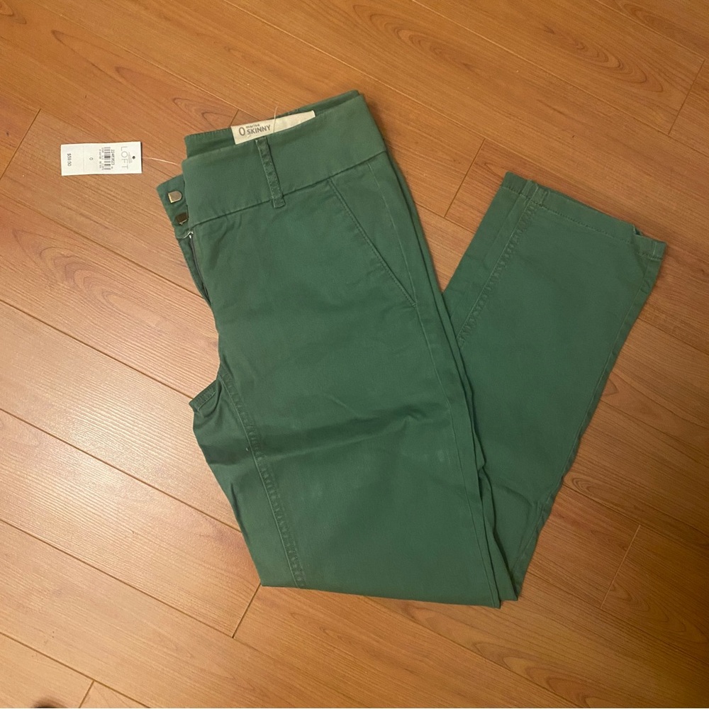 NWT LOFT “Marisa” Skinny Straight Leg Pants | Size 0